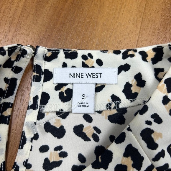 Nine West Women’s Black and Cream Animal Print Blouse Long Sleeve - Picture 5 of 10